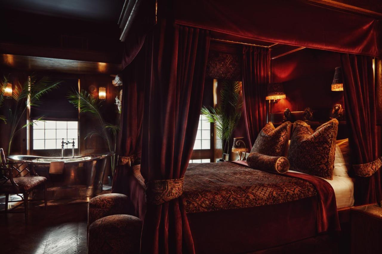 House Of Gods Royal Mile Hotel Edinburgh Bagian luar foto